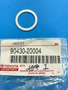 TOYOTA 9043020004